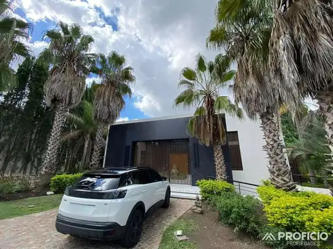 Casa en venta en Abril Club De Campo - Foto 0