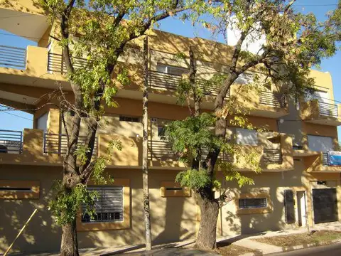 Departamento en venta - 1 dormitorio 1 baño - cochera - 42mts2 - Burzaco