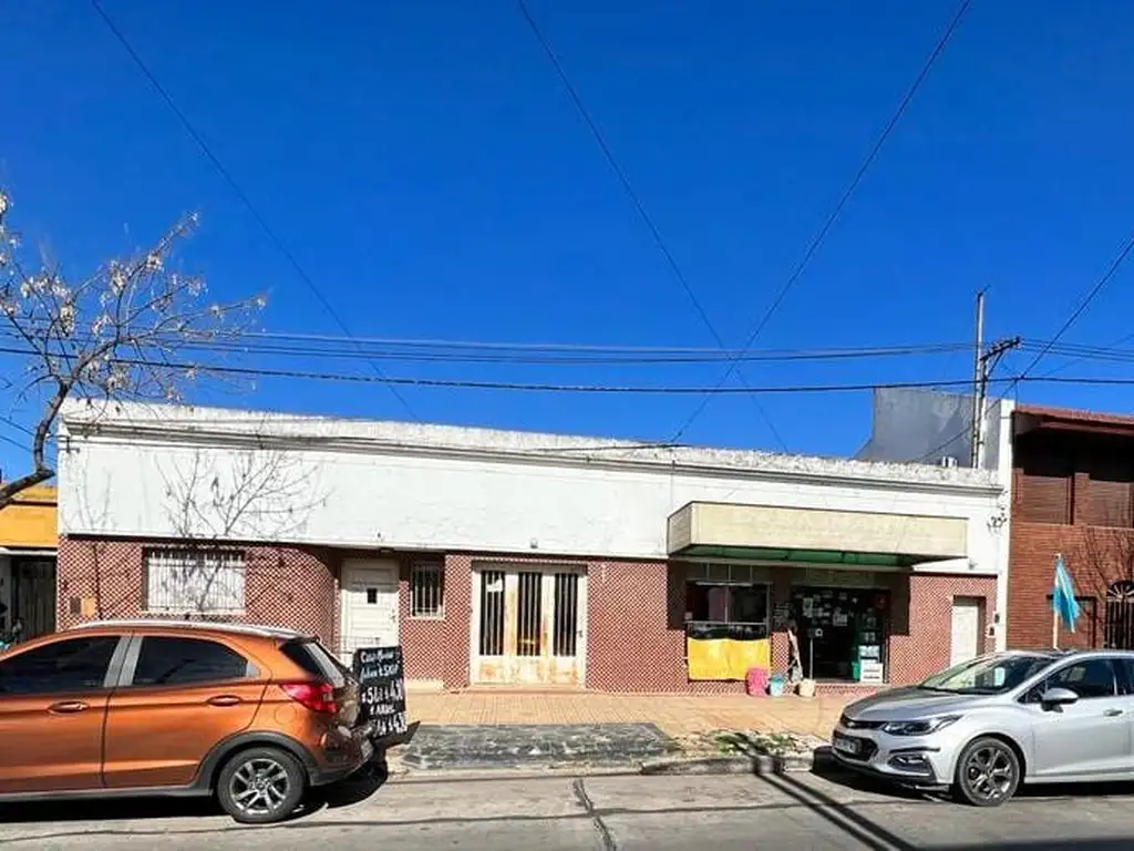 Casa en Venta en La Plata [Cod: ]