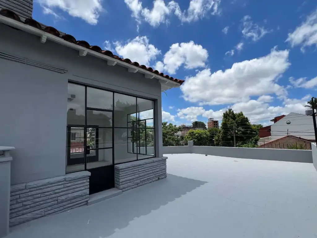 Casa 3 amb reciclado A NUEVO con TERRAZA y QUINCHO