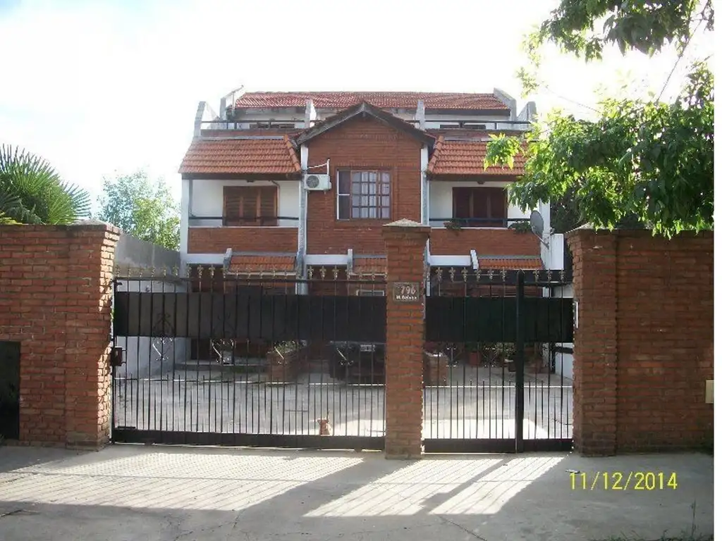 Excelente triplex – Escobar centro –