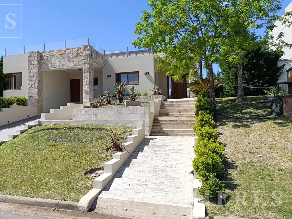 Casa en alquiler anual lote interno en la Reserva Cardales