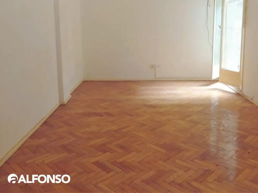 ¡OPORTUNIDAD! Departamento 3 ambientes Caballito