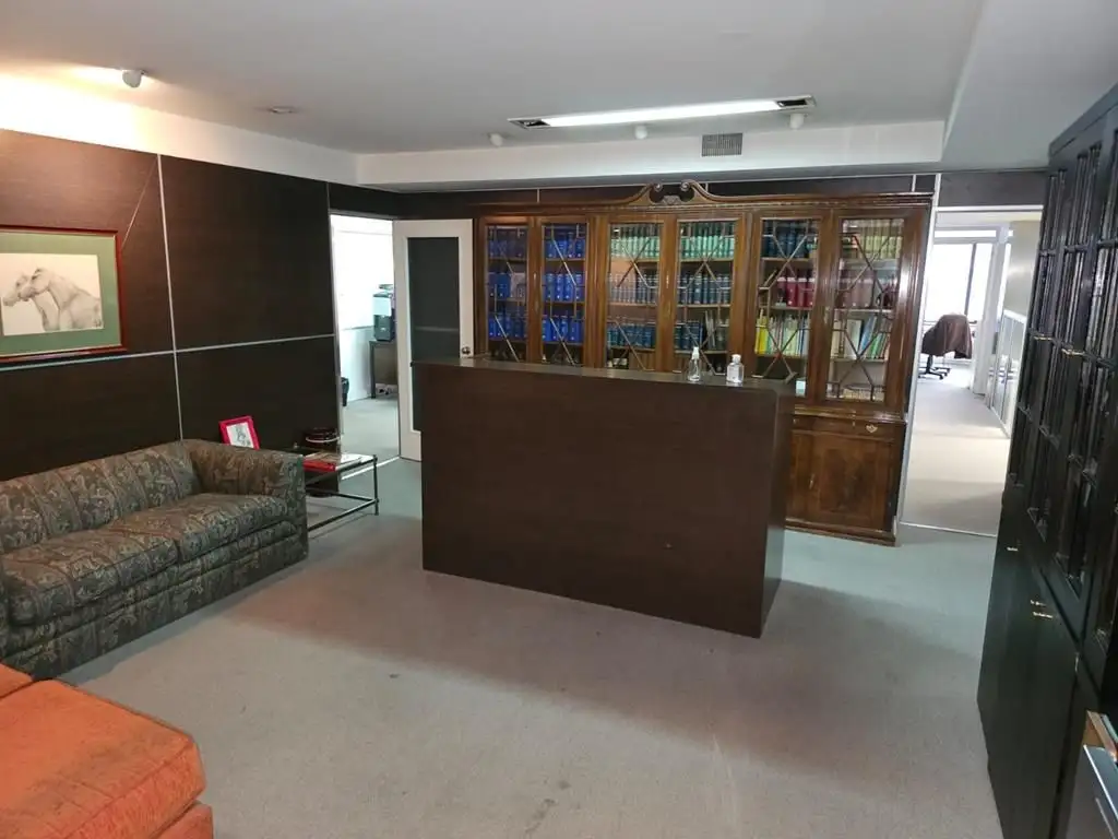 Oficina en Venta 242 m2 - Microcentro