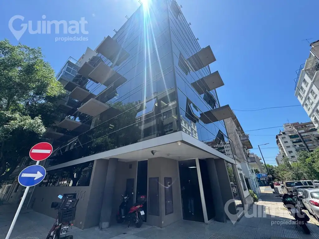 Excelente Edificio de Oficinas en Venta en Saavedra – 5 Pisos   Sótano