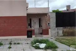 VENTA CASA EN PH TOTALMENTE REFACCIONADO EXCELENTE UBICACION 