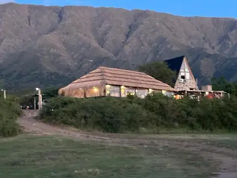 Venta Restaurante con Glamping y casa Alpina Cordoba Sierra