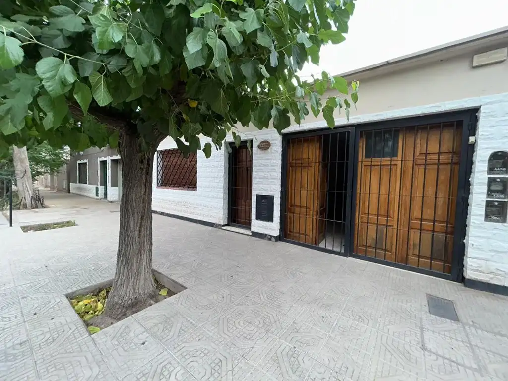 CASA A LA VENTA EN VILLANUEVA A RECICLAR