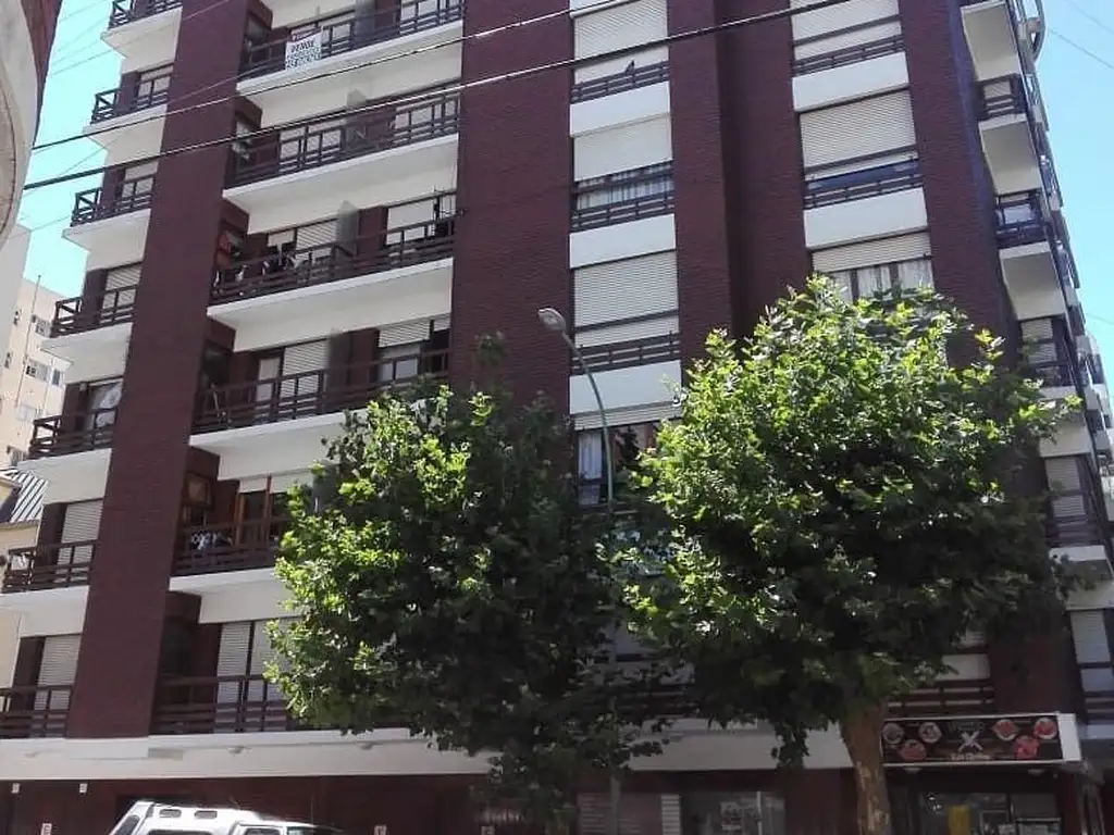 Departamento - Alquiler temporario - Argentina, Mar del Plata - la rioja 1200