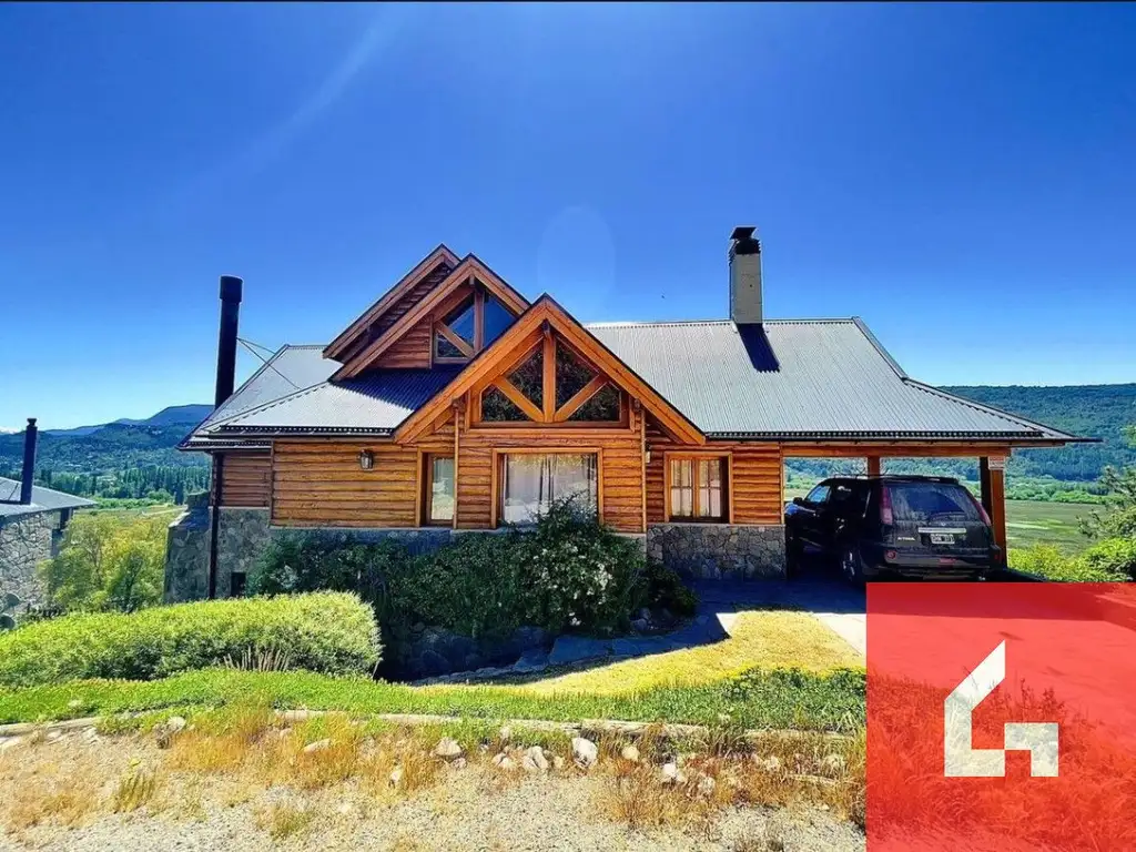 Chalet en alquiler temporario de 3 dormitorios , quincho y    cochera en San Martin de los Andes