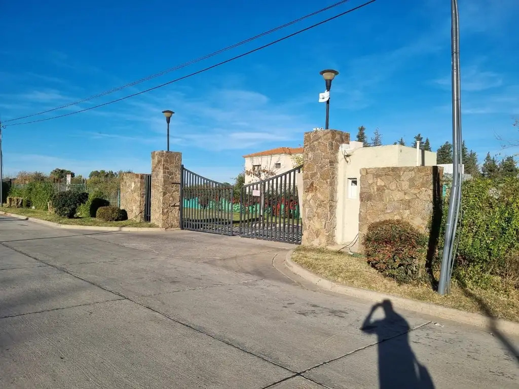 Lote - Venta - Argentina, Juana Koslay - Avenida Los Nogales 1100