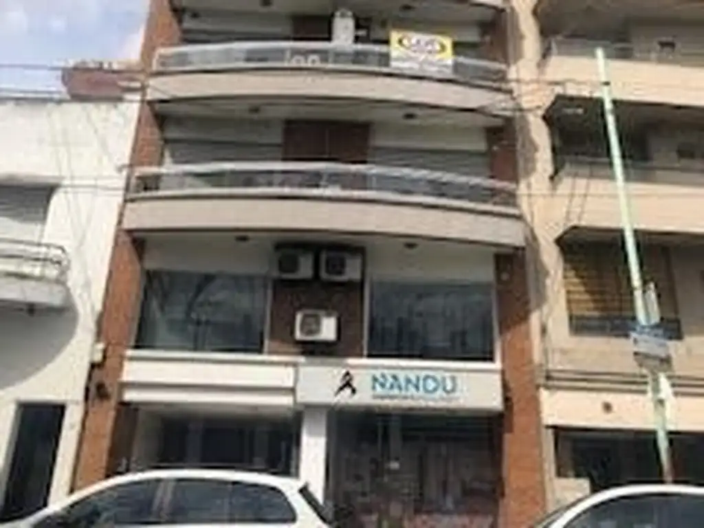 MONOAMBIENTE 40 M2  AL FRENTE C/ BALCÓN APTO. PROF. C/ PISCINA SUM LAUNDRY PARRILLA