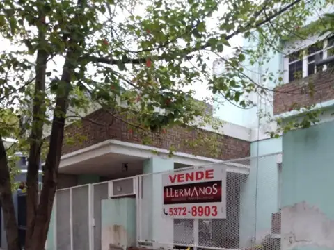 Venta Casa ó Lote 300m2 4 Amb 3 dormitorios Con Jardín