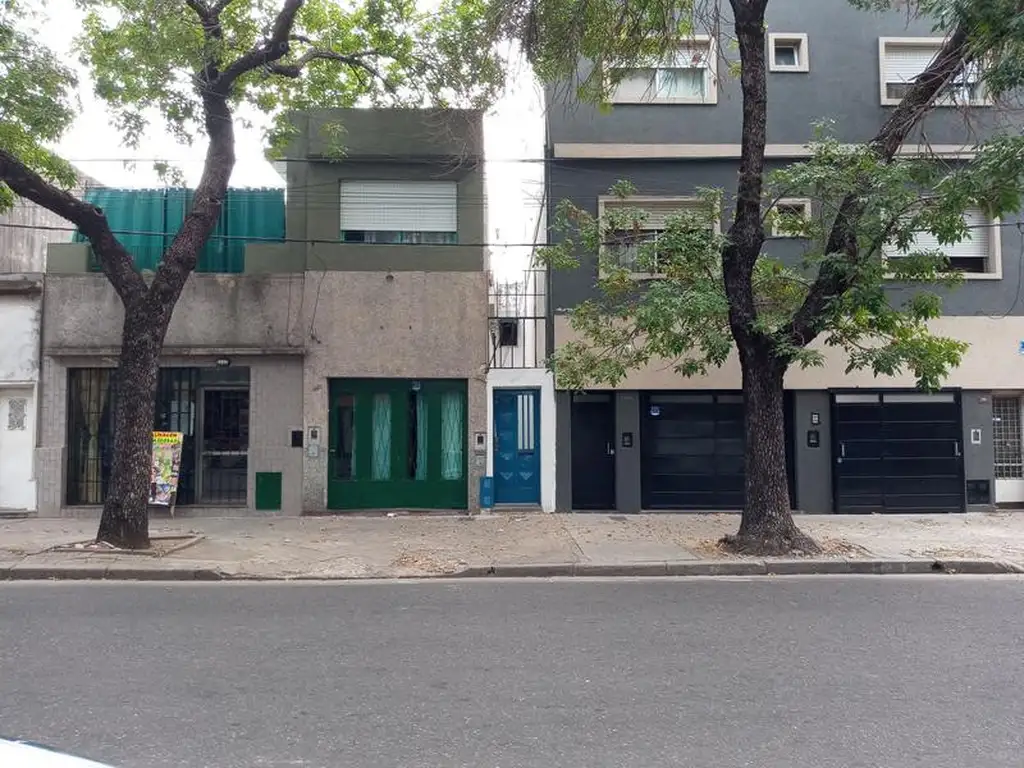 Venta Casa Interna única. Barrio España y Hospitales. Rosario.