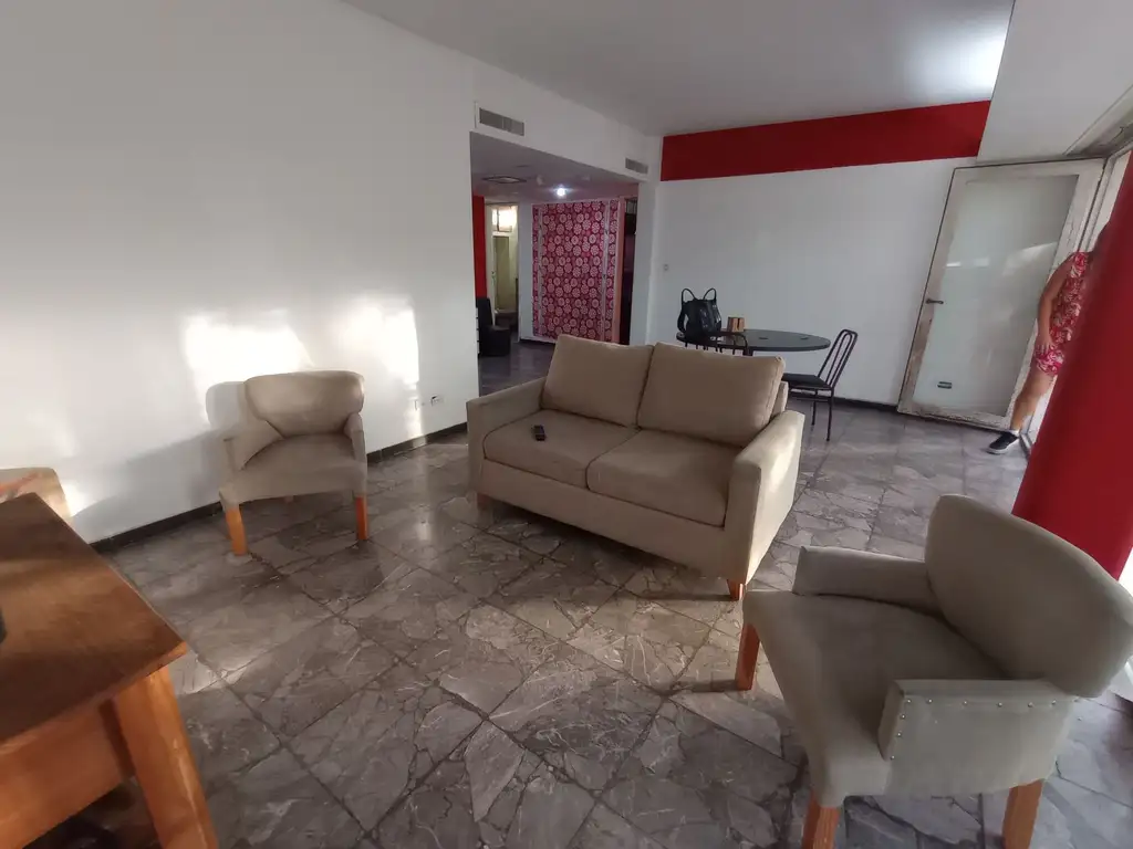 VENTA PH 4 AMB BALCÓN COCH A REFACCIONAR APTO CRED