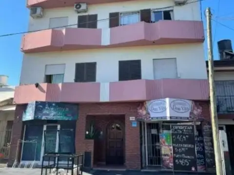 Venta depto en Villa Luzuriaga