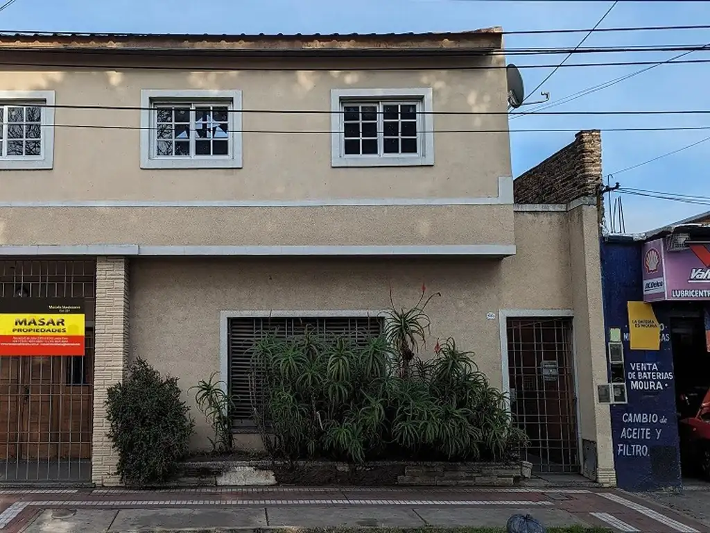 VENTA - AV 9 DE JULIO AL 4500 Lanús este