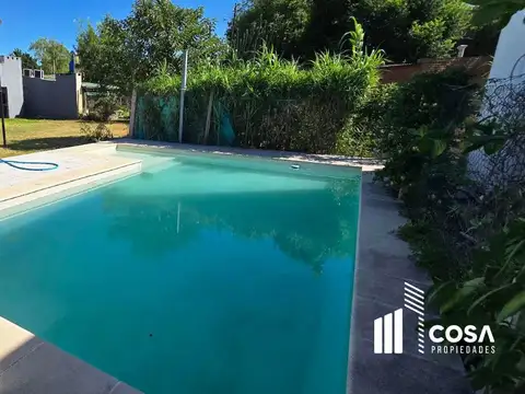 Casa en venta 1 dormitorio Pueblo Andino Santa Fe jardín con piscina