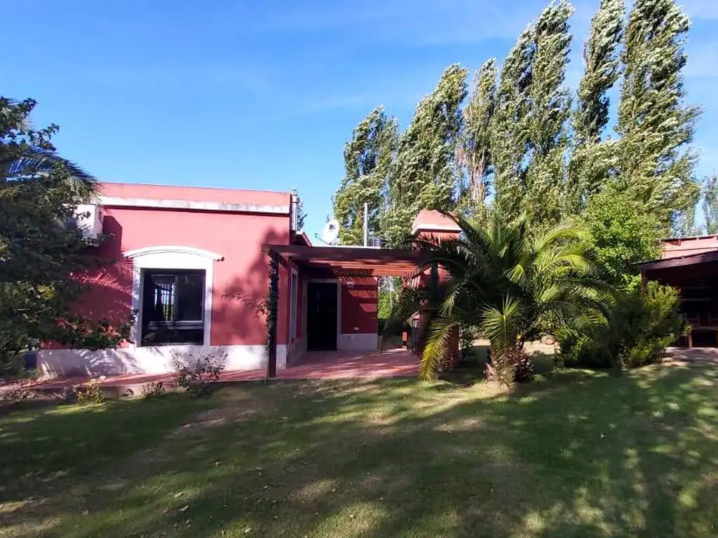 Casa - Salvador Maria Lobos