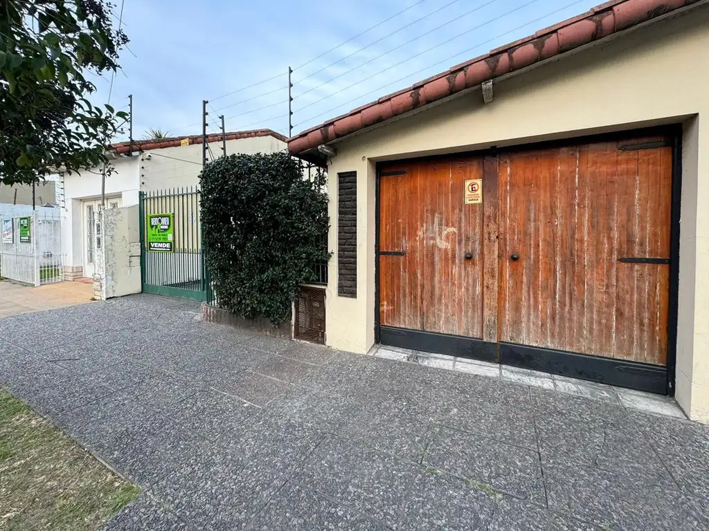 CASA  - 3 AMBIENTES - MERLO SUR