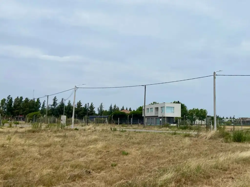 Terreno comercial en Barrio Semi cerrado - Loma Verde - Escobar