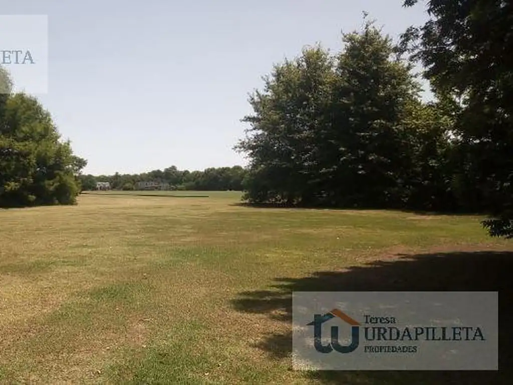 Lote de 2344 m2, con vista a la cancha de Polo -TERESA URDAPILLETA PROPIEDADES