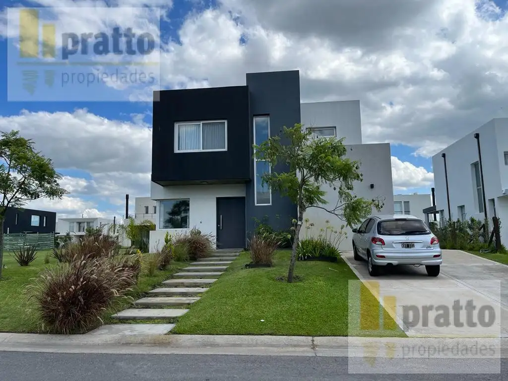 Casa en venta de 3 dormitorios en Castaños