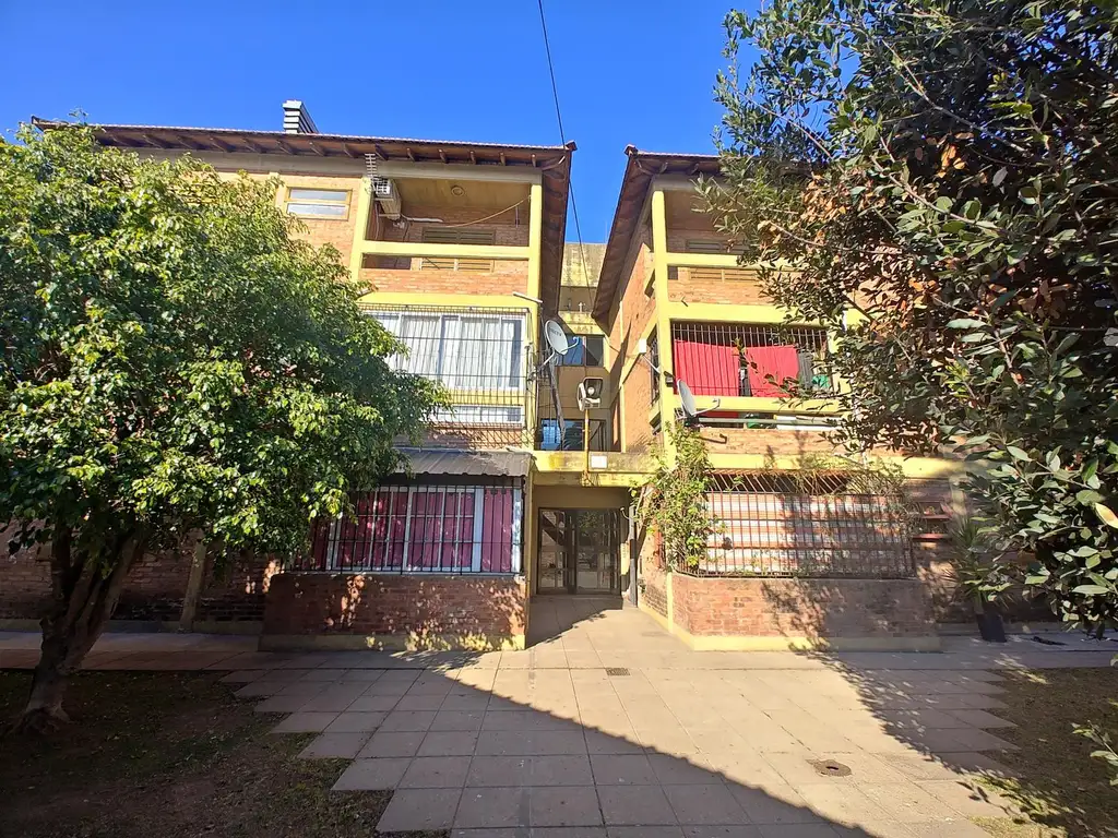 Departamento en  venta en Isidro Casanova