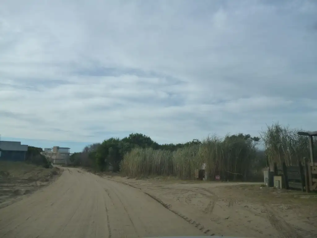 A1 -  Lote en Cariló 2da línea de Mar - Sobre Avutarda!