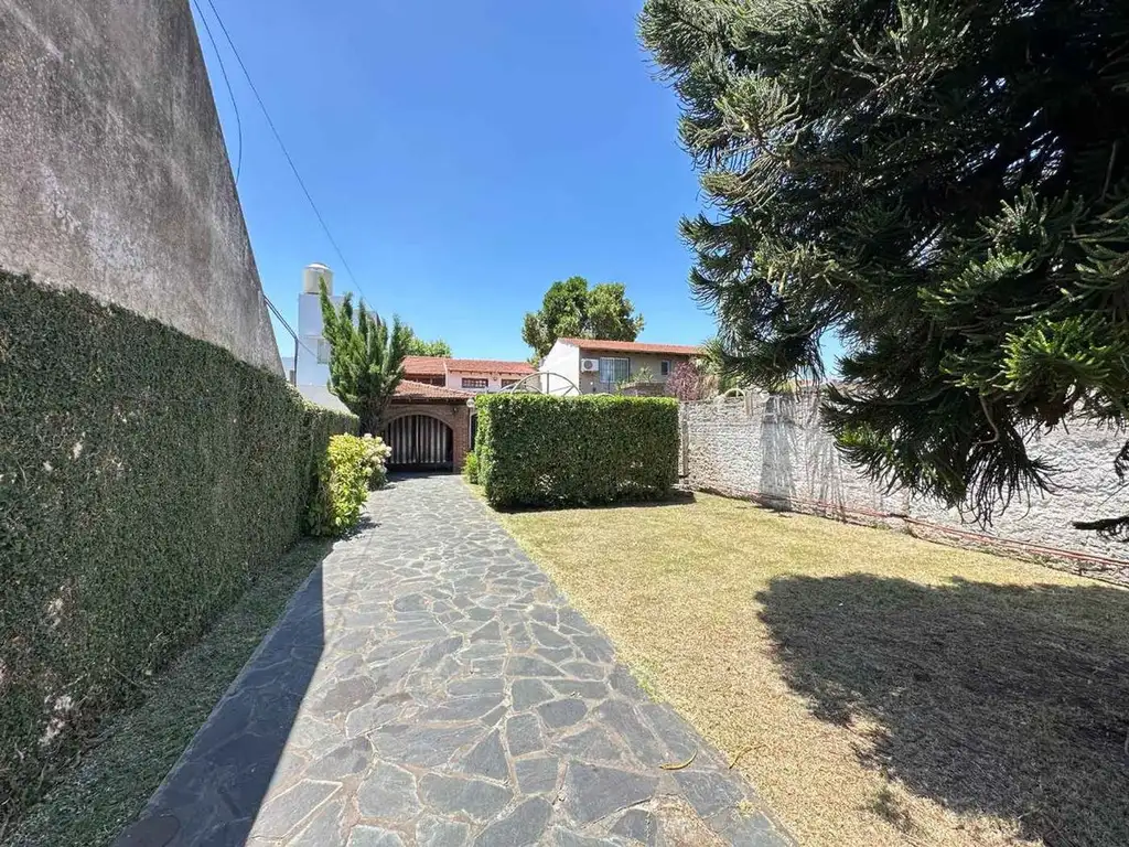 VENTA CASA 3 AMBIENTES CASEROS - APTO CREDITO