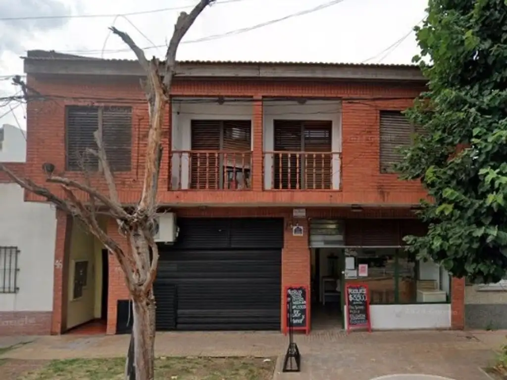 Local en venta calle 30 e/ Boulevard 32 y 33