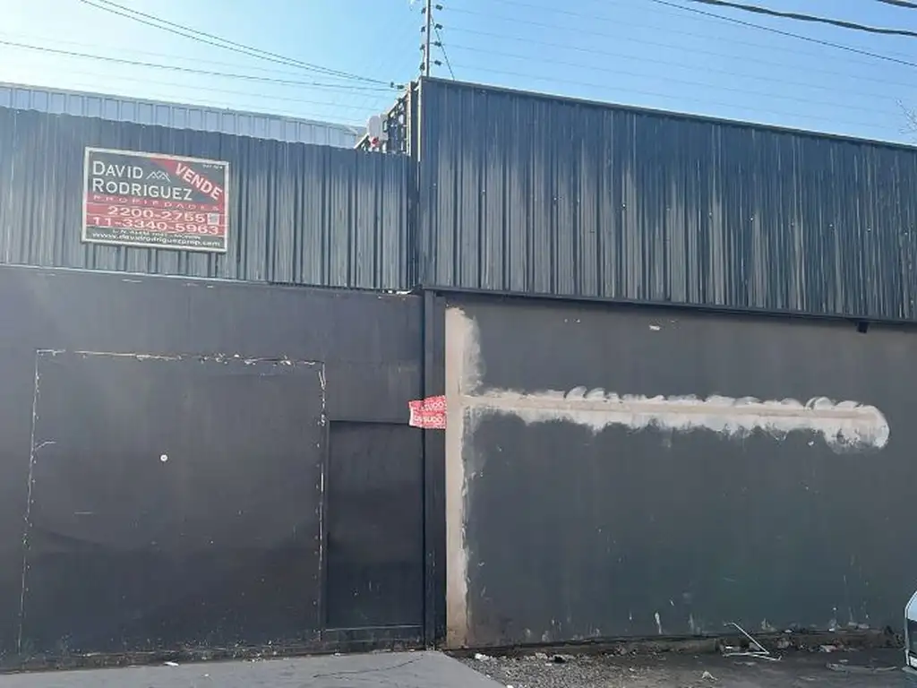 GALPÓN INDUSTRIAL EN VENTA EN PASO DEL REY