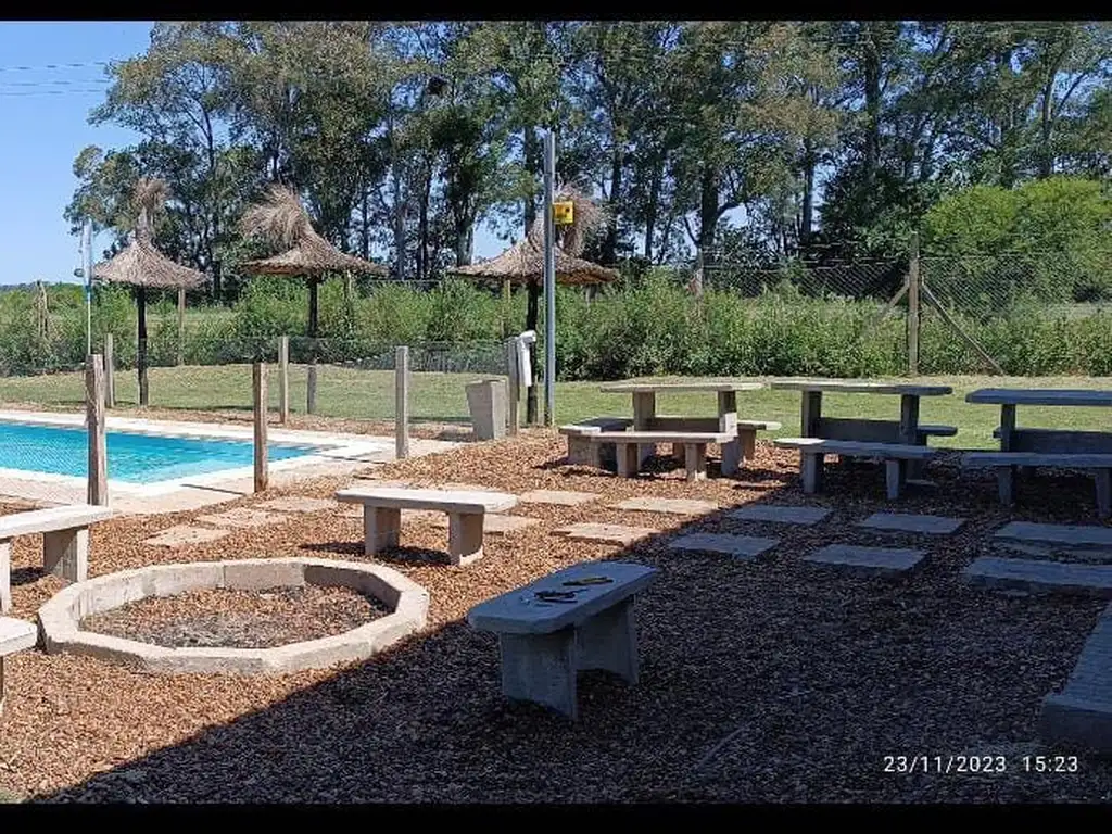 Alquilo Casa Quinta entre Caseros y Concepción del Uruguay