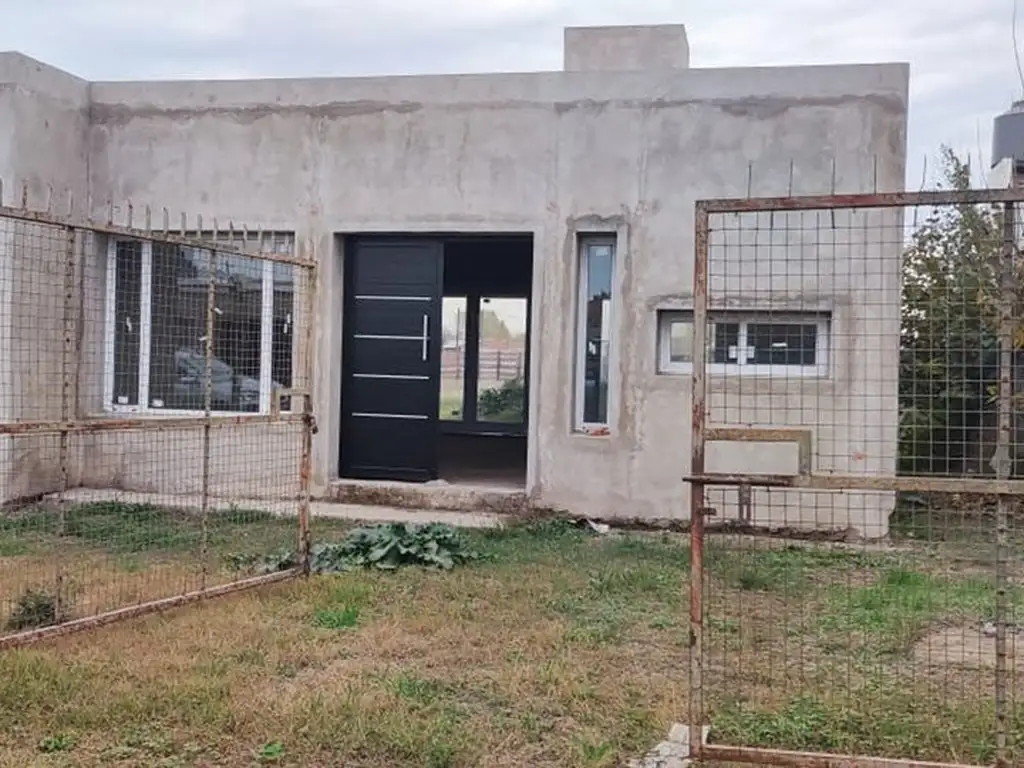 CASA EN CONSTRUCCIÓN EN VENTA EN BRAGADO