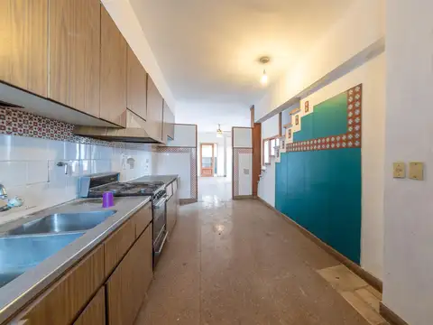 2 CASAS EN VENTA EN BARRIO TIRO SUIZO