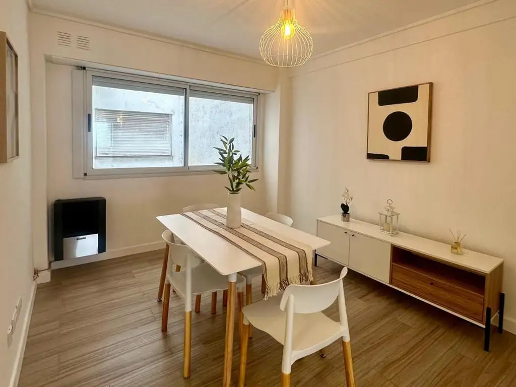 VENTA Departamento 2 ambientes con espacio de cochera - Centro Mar del Plata