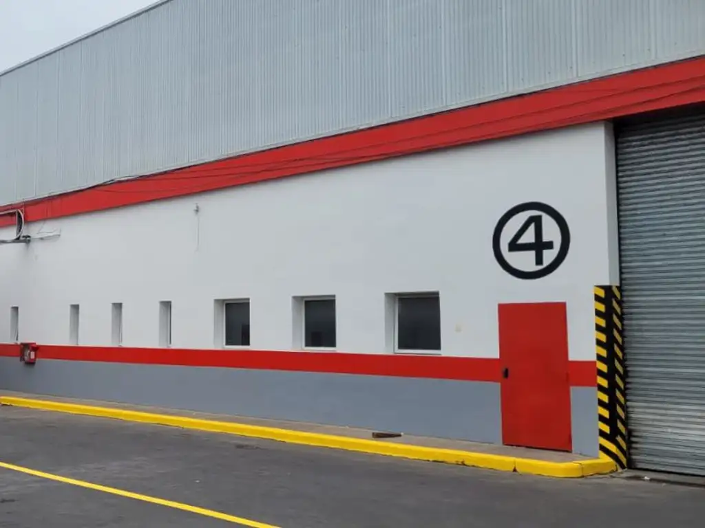 Galpon de 2700m2, excelente ubicacion zonif: Industrial