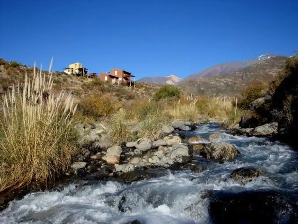 VTA TERRENO EN AV. DEL SOL,PIEDRAS BLANCAS,POTRERILLOS 2250 M2