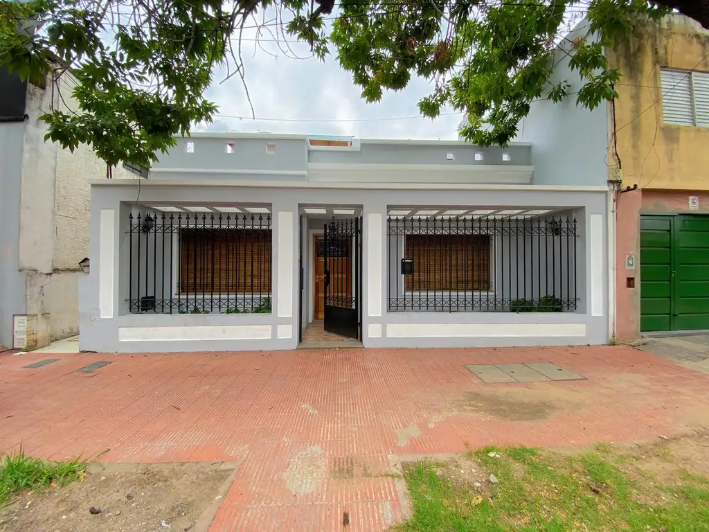 Venta Casa 2 Dormitorios - Barrio Arroyito - Rosario