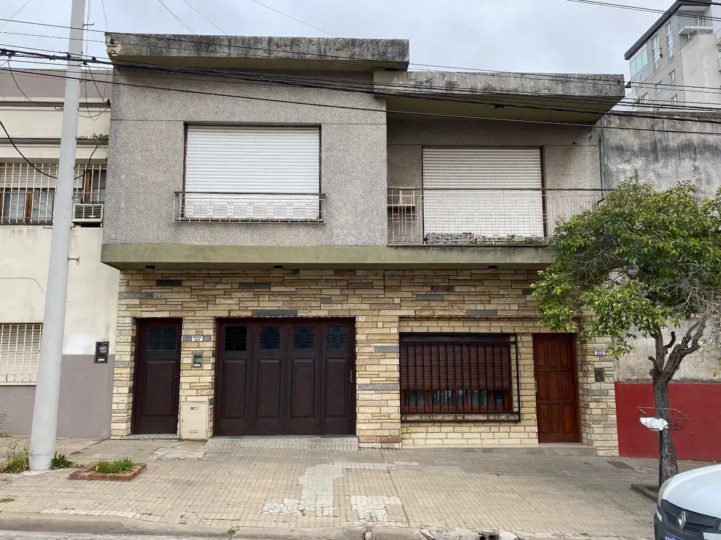 Venta de gran casa en excelente estado