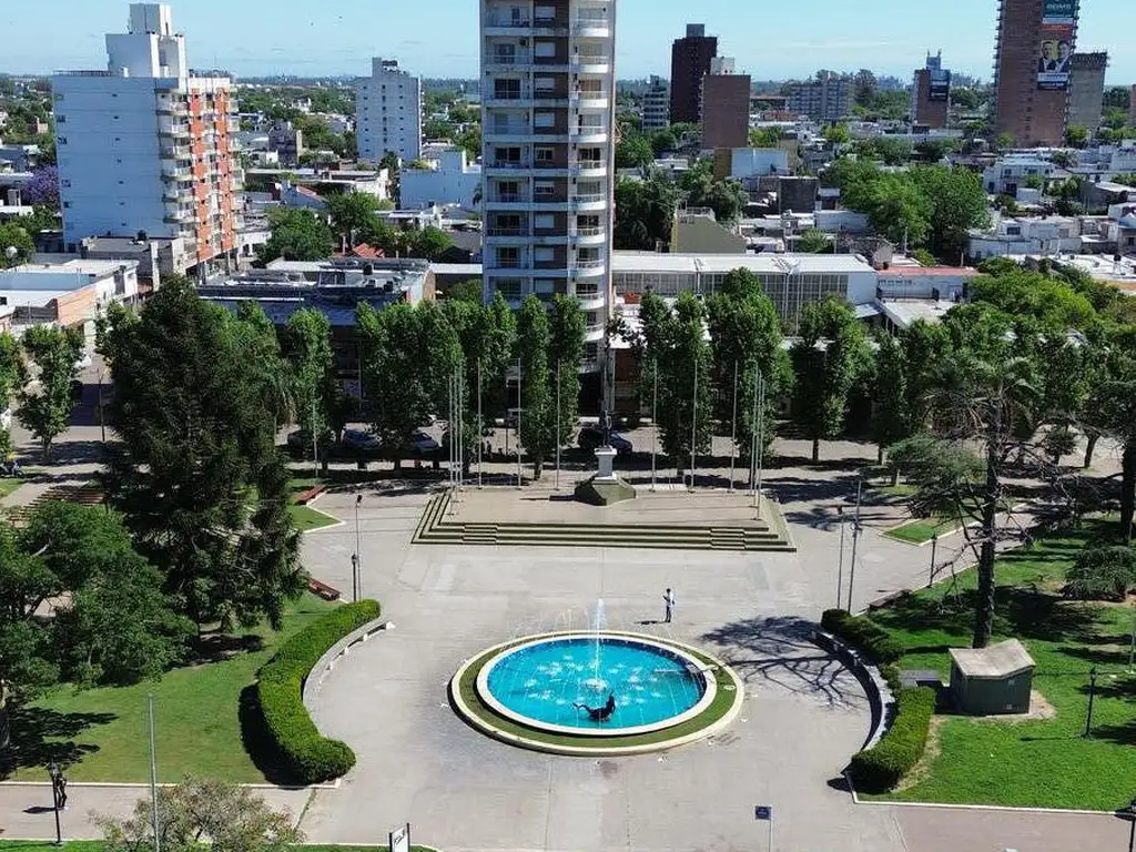 Departamento en San Lorenzo con cochera