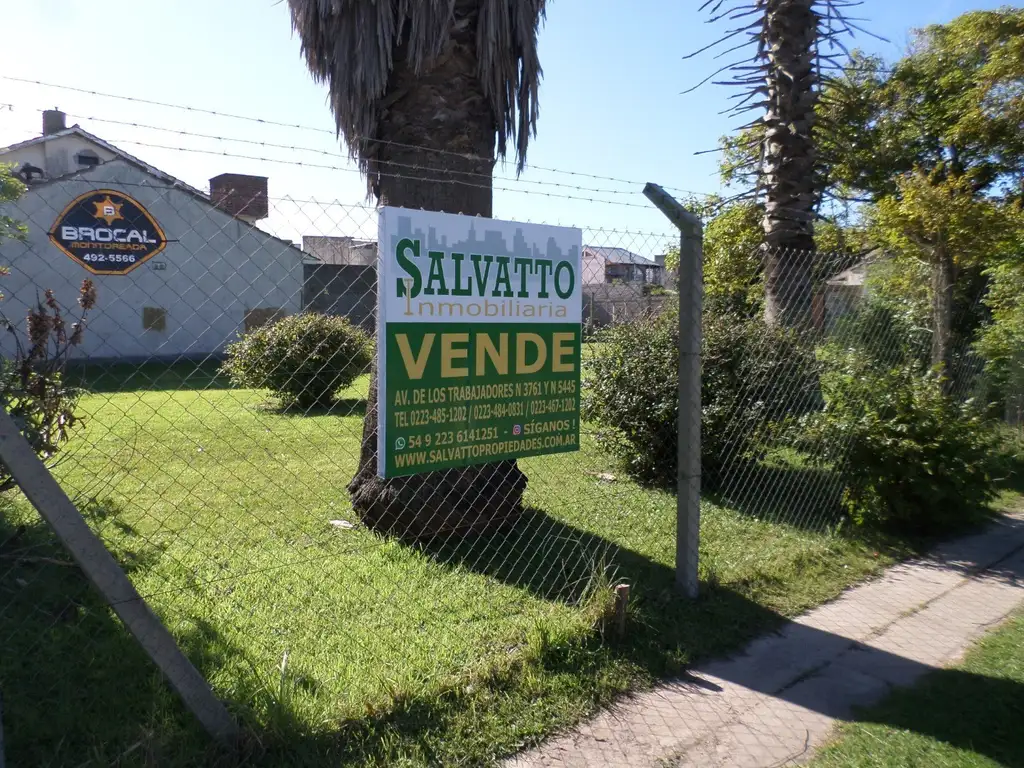 DOS LOTES DE 300 MTS2. C/U EN ESQUINA Y ANTE-ESQUINA EN BARRIO FARO PUNTA MOGOTES