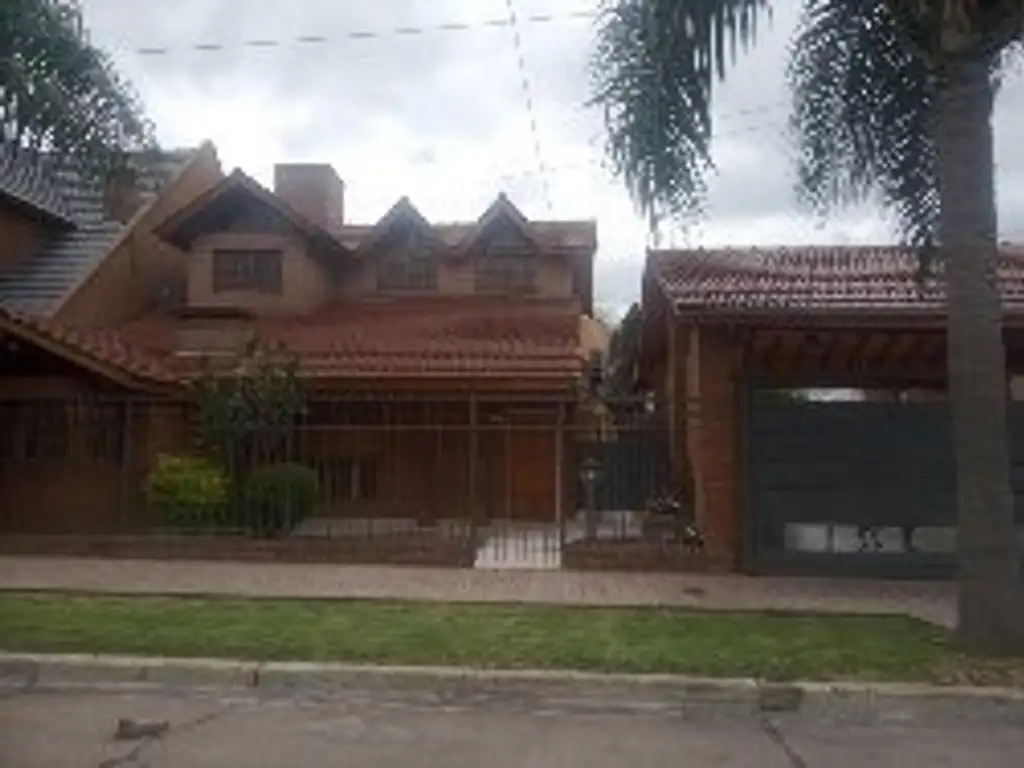 CASA EN VENTA PADUA