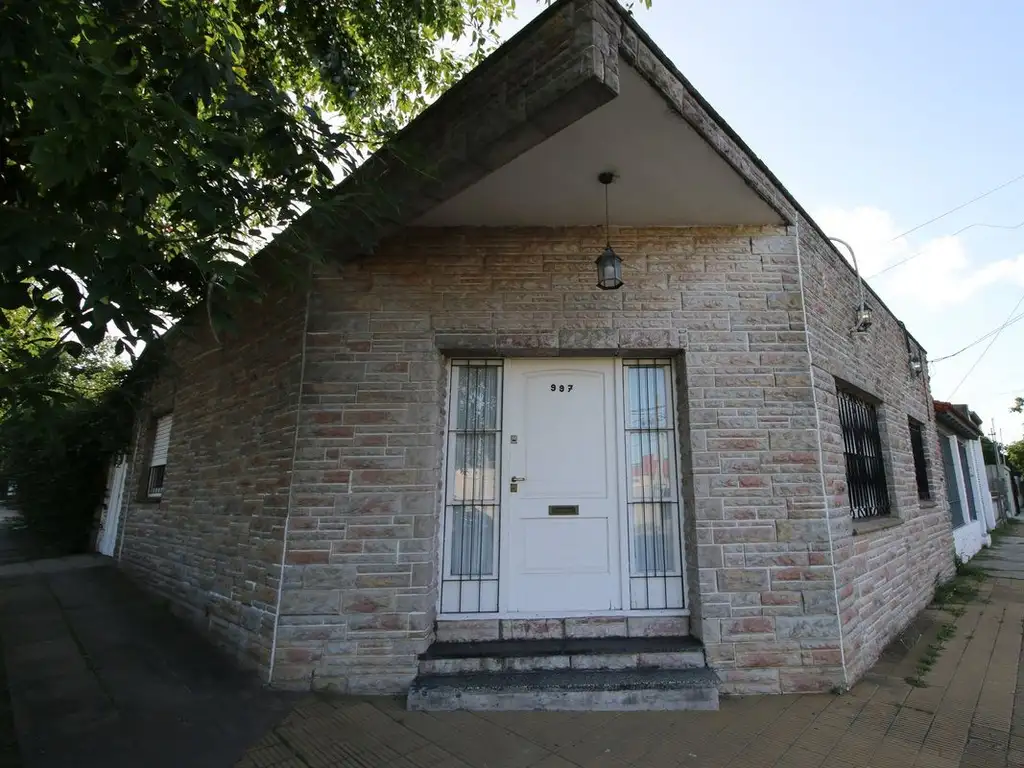 Casa en venta en Luis Guillón