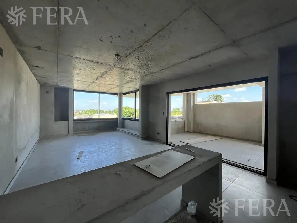 Venta de semipiso tipo loft divisible con 2 cocheras en Bernal Oeste