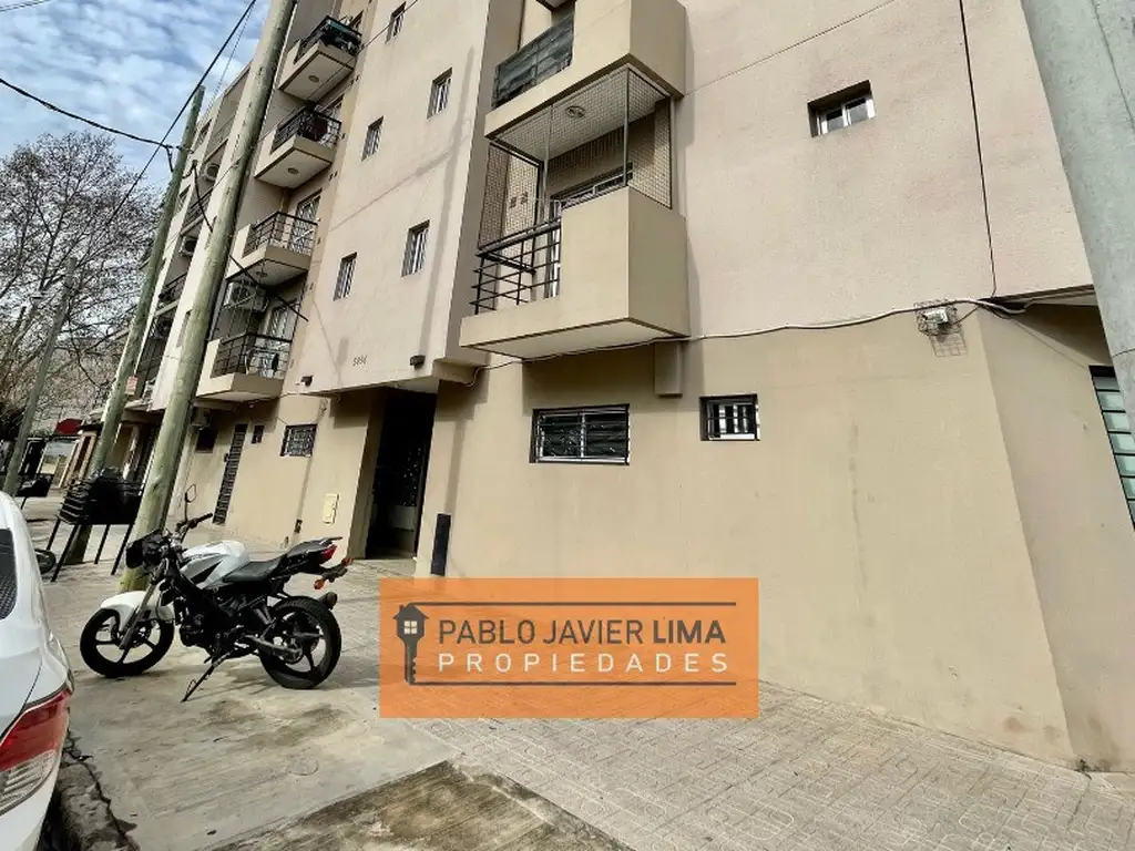 VENTA DE DEPARTAMENTO 2 AMB EN CASEROS - TRES DE FEBRERO