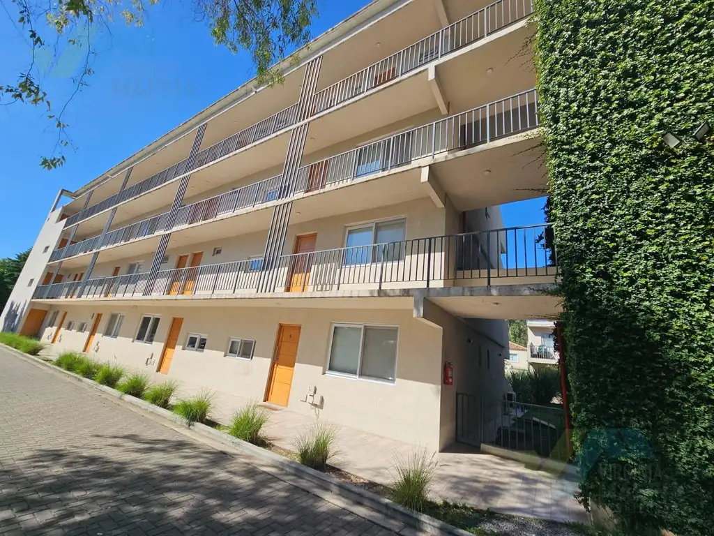 Venta en de Departamento 3 amb  en  Planta Baja Saravi Village