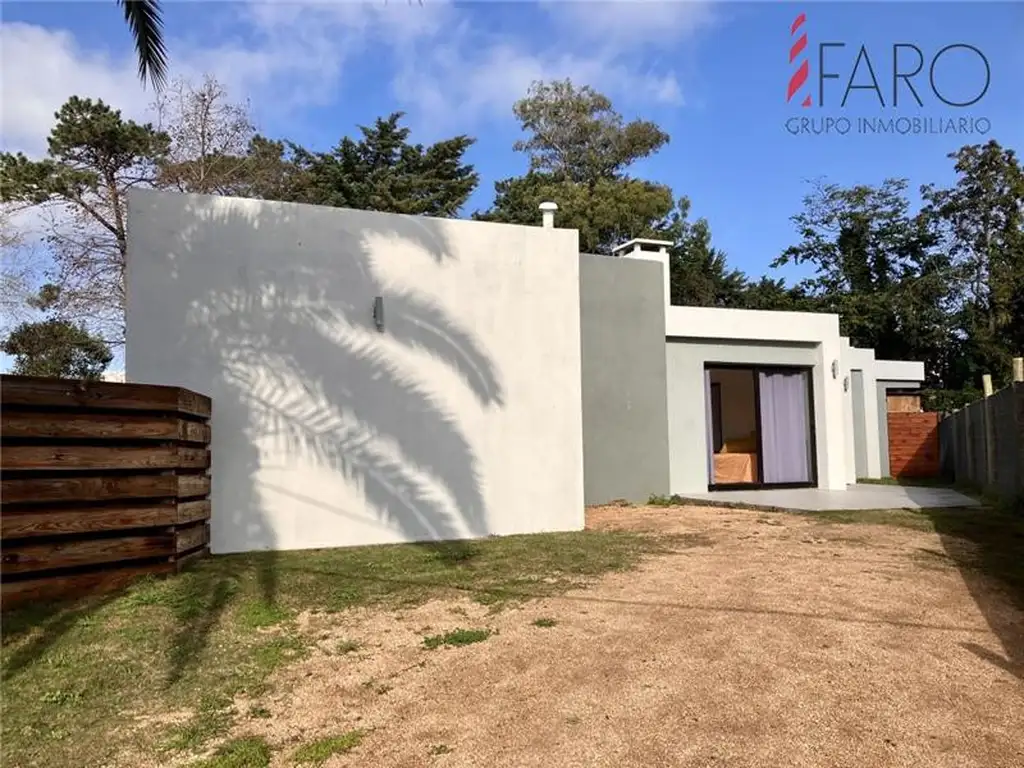 CASAS - CASA - CANTEGRIL, PUNTA DEL ESTE