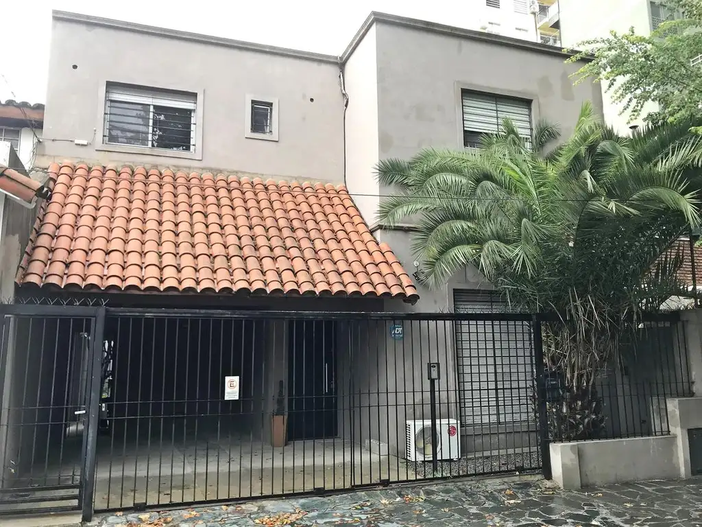 VENTA CASA 5 AMBIENTES EN OLIVOS