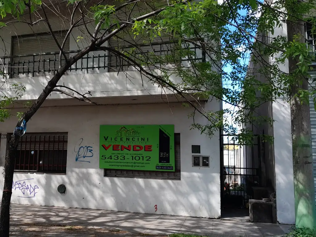 3 casas a refaccionar muy buena ubicacion sobre lote a 2 calles una avenida Vergara